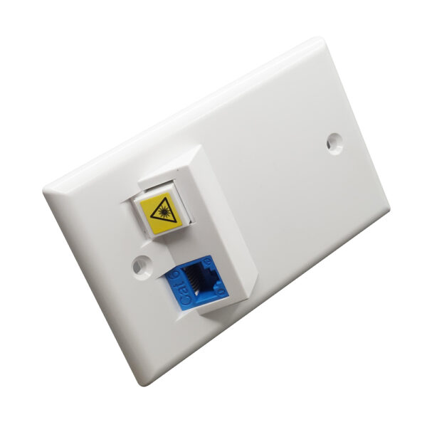 S45-3202AW - 2 PORT ANGLED KEYSTONE WALL PLATE, SINGLE GANG, UL ABS WHITE - 1 EA/BAG - Image 2