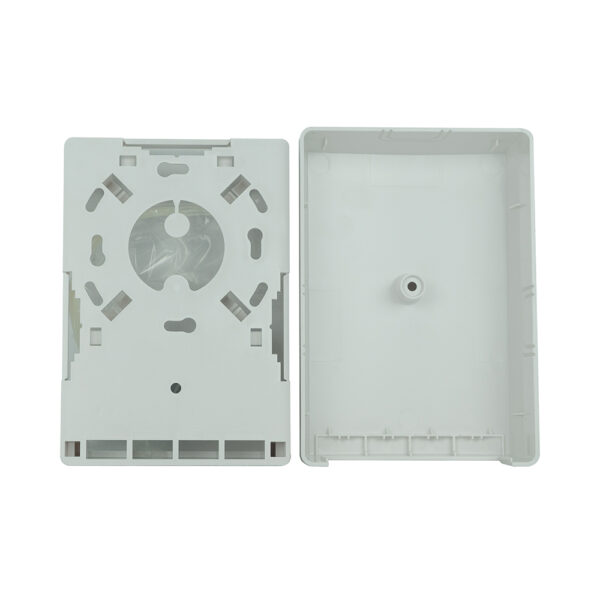 SF-3104W - 4 Port Surface Mount Box, White - Image 3